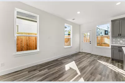 501 N Moore Street, Dallas, TX 75203 - Photo 8