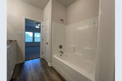 206 S Nolan River Road #6, Cleburne, TX 76033 - Photo 8