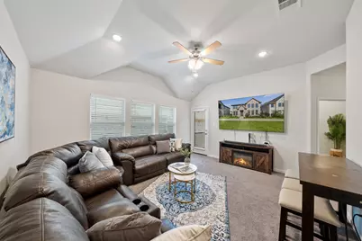 744 Patriot Lane, Irving, TX 75060 - Photo 16