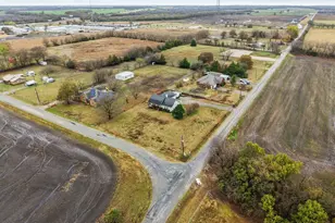 293 Redden Rd, Van Alstyne, TX 75495 - Photo 36