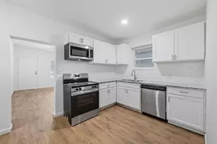 809 N Maxey St, Sherman, TX 75090 - Photo 2