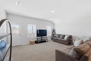 633 Whitecomb, Fort Worth, TX 76247 - Photo 10