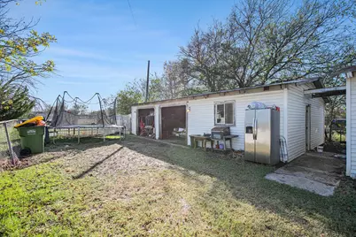 706 Jefferson Street, Hillsboro, TX 76645 - Photo 20