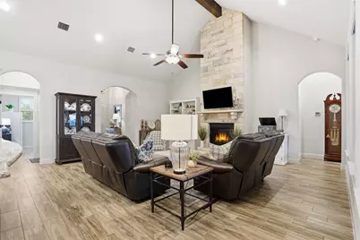 1022 Anna Circle, Granbury, TX 76048 - Photo 10