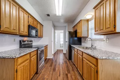 705 Yosemite Trail, Mesquite, TX 75149 - Photo 10