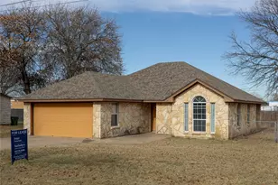 6630 Blue Water Cir, Granbury, TX 76049 - Photo 1