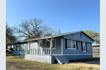 3807 Lands End Court, Granbury, TX 76048 - Photo 1