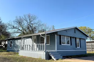 3807 Lands End Ct, Granbury, TX 76048 - Photo 1