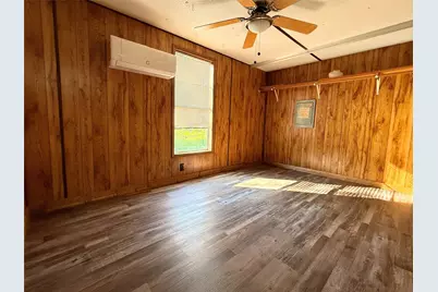 3807 Lands End Court, Granbury, TX 76048 - Photo 10