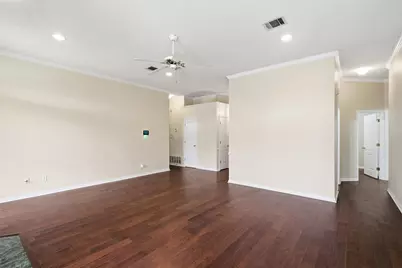 621 Yukon Pass Drive, Hewitt, TX 76643 - Photo 4