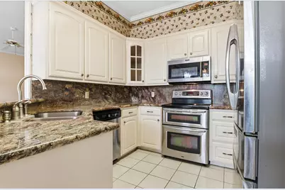 621 Yukon Pass Drive, Hewitt, TX 76643 - Photo 8