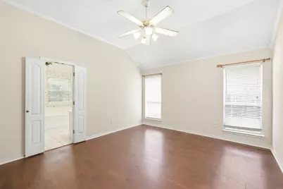 621 Yukon Pass Drive, Hewitt, TX 76643 - Photo 12
