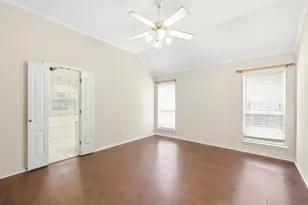 621 Yukon Pass Dr, Hewitt, TX 76643 - Photo 12