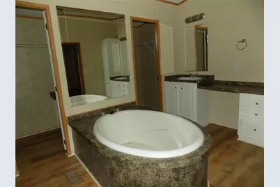 108 Jade Court, Weatherford, TX 76087 - Photo 16