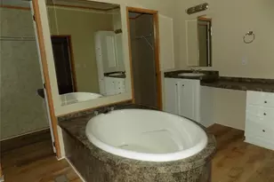 108 Jade Ct, Weatherford, TX 76087 - Photo 16