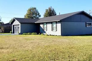 202 W Whitewright Rd, Savoy, TX 75479 - Photo 2