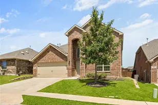 9025 Bronze Meadow Dr, Fort Worth, TX 76131 - Photo 2
