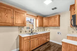 3640 6th Ave, Fort Worth, TX 76110 - Photo 8