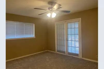 1710 N Travis Street, Sherman, TX 75092 - Photo 10