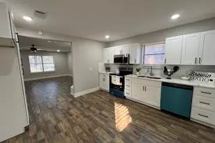 1728 W Washington St, Denison, TX 75020 - Photo 4