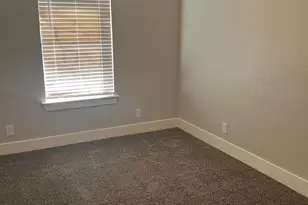 1728 W Washington St, Denison, TX 75020 - Photo 14