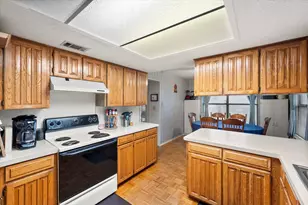 817 Fondren Dr, Arlington, TX 76001 - Photo 10