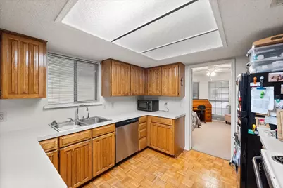 817 Fondren Drive, Arlington, TX 76001 - Photo 12