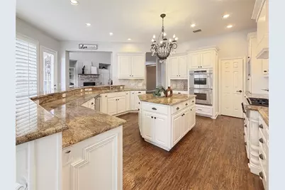 2206 Clearspring Drive N, Irving, TX 75063 - Photo 14