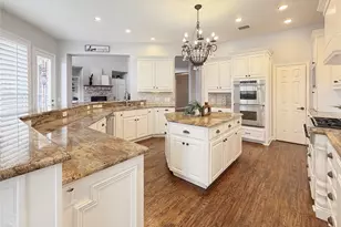 2206 Clearspring Dr N, Irving, TX 75063 - Photo 14