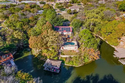 1612 Lakecrest Circle, Granbury, TX 76048 - Photo 36