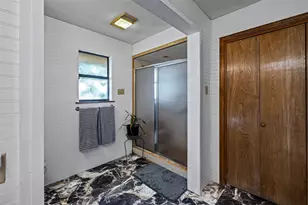 1612 Lakecrest Cir, Granbury, TX 76048 - Photo 26