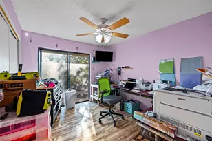 1612 Lakecrest Cir, Granbury, TX 76048 - Photo 28