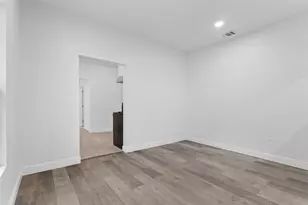 1017 E Washington St, Paris, TX 75460 - Photo 12