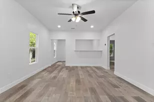 1017 E Washington St, Paris, TX 75460 - Photo 4