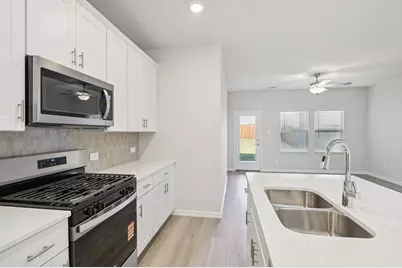 813 Leavenworth Drive, Princeton, TX 75071 - Photo 6