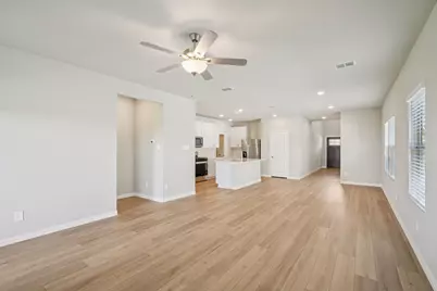 803 Leavenworth Drive, Princeton, TX 75071 - Photo 10