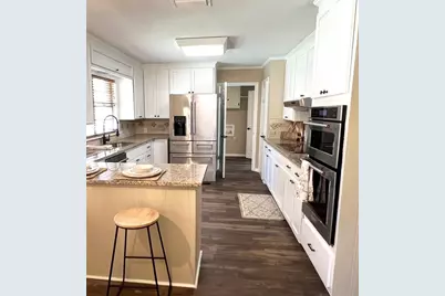 800 Western Hills Drive, Sherman, TX 75092 - Photo 8