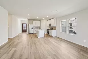 2202 Rannoch St, Sherman, TX 75092 - Photo 6