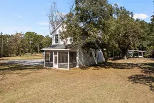 655 N Soda St, Jefferson, TX 75657 - Photo 26