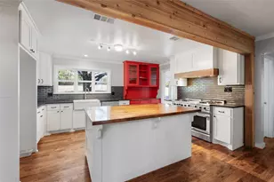 750 Possom Trot Hollow Rd, Whitewright, TX 75491 - Photo 12