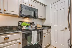 2304 Kenley St, Fort Worth, TX 76107 - Photo 12