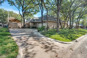 2111 Riverforest Ct, Arlington, TX 76017 - Photo 34