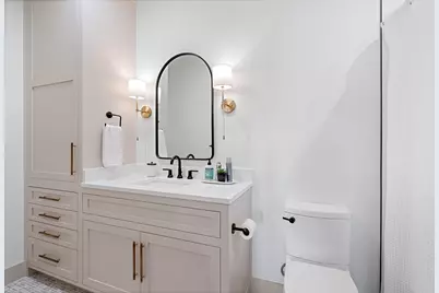 8010 Eagle Trail, Dallas, TX 75238 - Photo 24