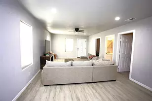 723 Plum St, Graham, TX 76450 - Photo 2