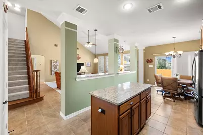 2415 Mesa Glen Drive, Arlington, TX 76001 - Photo 12