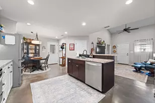 121 Grand Teton Dr, Whitney, TX 76692 - Photo 8