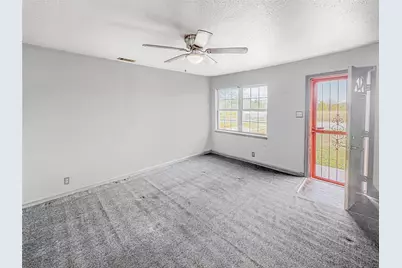 3811 Criswell Street, Lancaster, TX 75134 - Photo 4