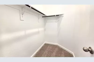 649 Harvey Street, Grandview, TX 76050 - Photo 8