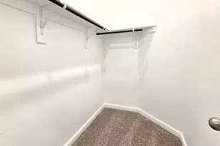 649 Harvey St, Grandview, TX 76050 - Photo 8