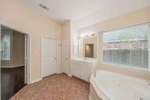 2306 Bear Run Rd, Arlington, TX 76001 - Photo 26